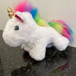 Klutz Craft & Snuggle My Pet Unicorn . Size 7”
